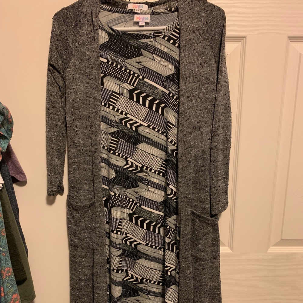 LLR Julia and Sarah both XS
